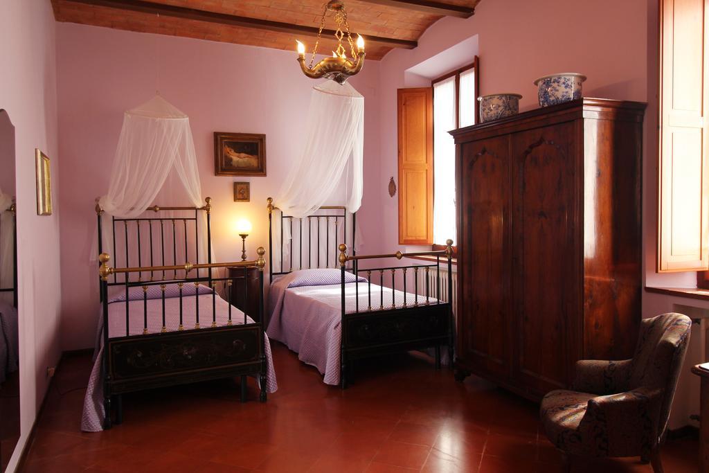 Villa Larniano Сиена Екстериор снимка