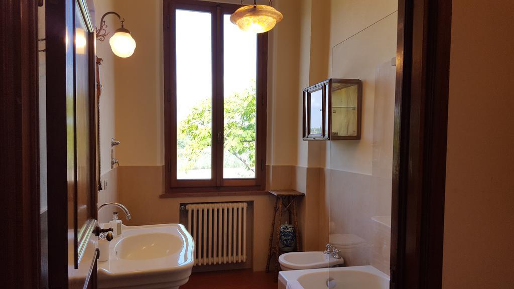 Villa Larniano Сиена Екстериор снимка