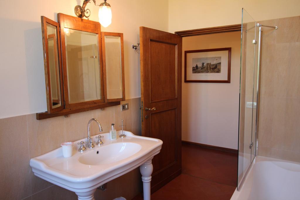 Villa Larniano Сиена Екстериор снимка
