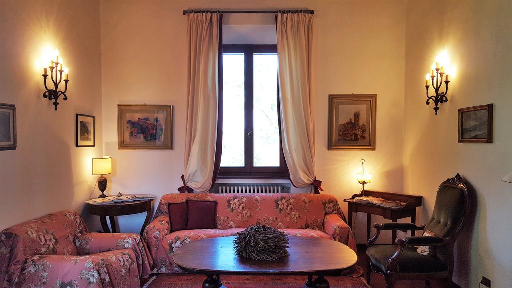 Villa Larniano Сиена Екстериор снимка