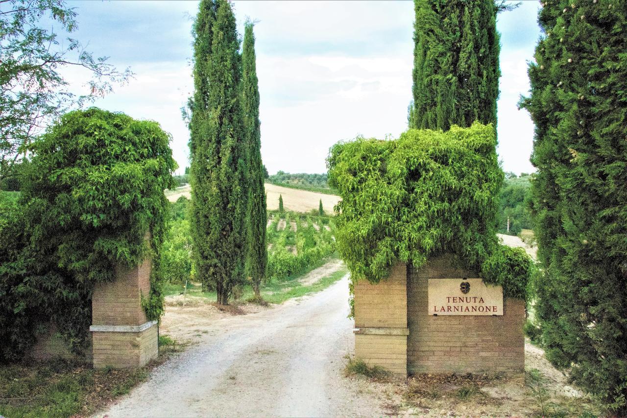 Villa Larniano Сиена Екстериор снимка