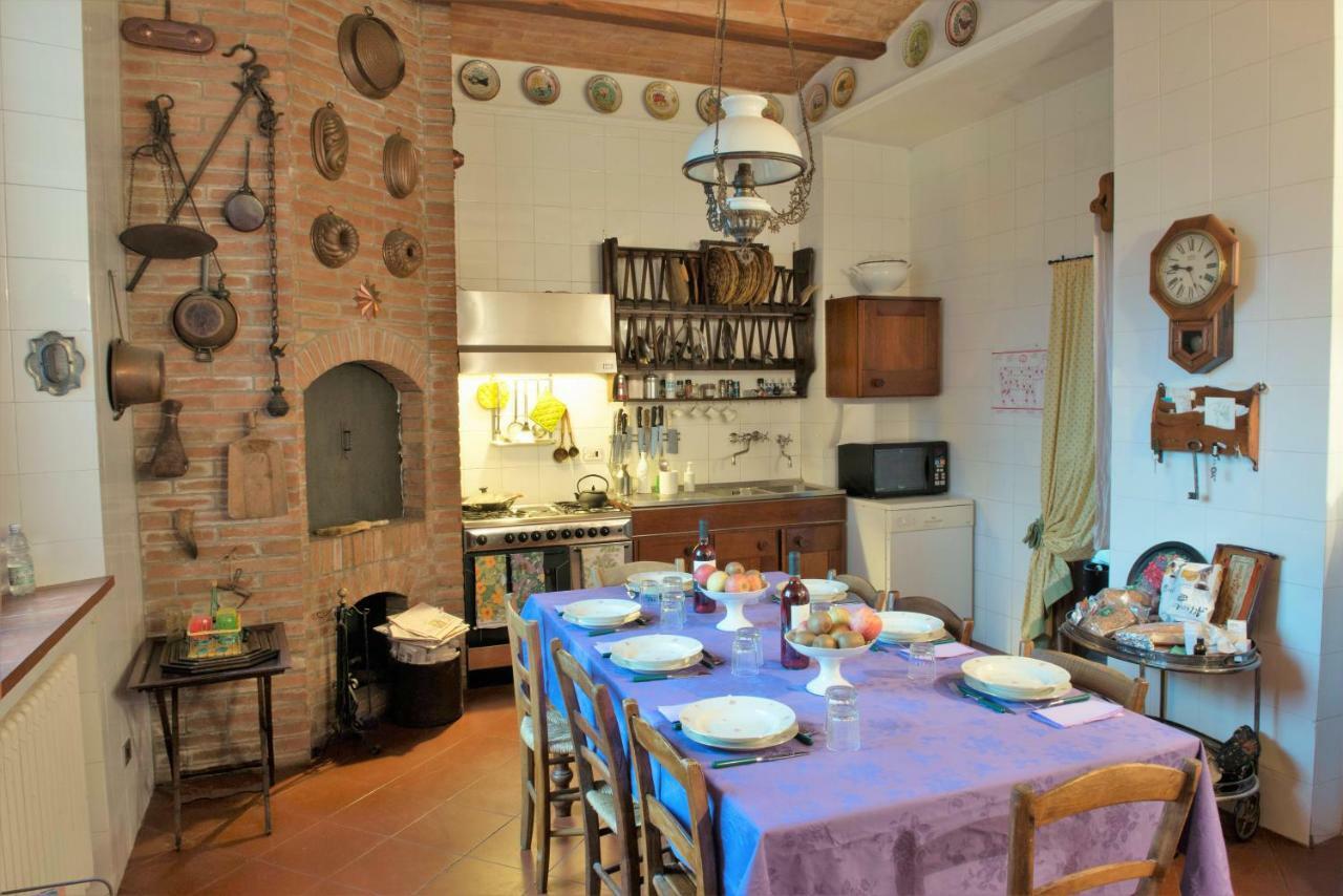 Villa Larniano Сиена Екстериор снимка